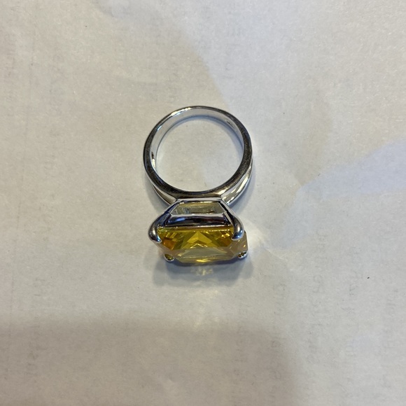 RING. NWOT 14.19ct citrine solitaire ring - Picture 3 of 4